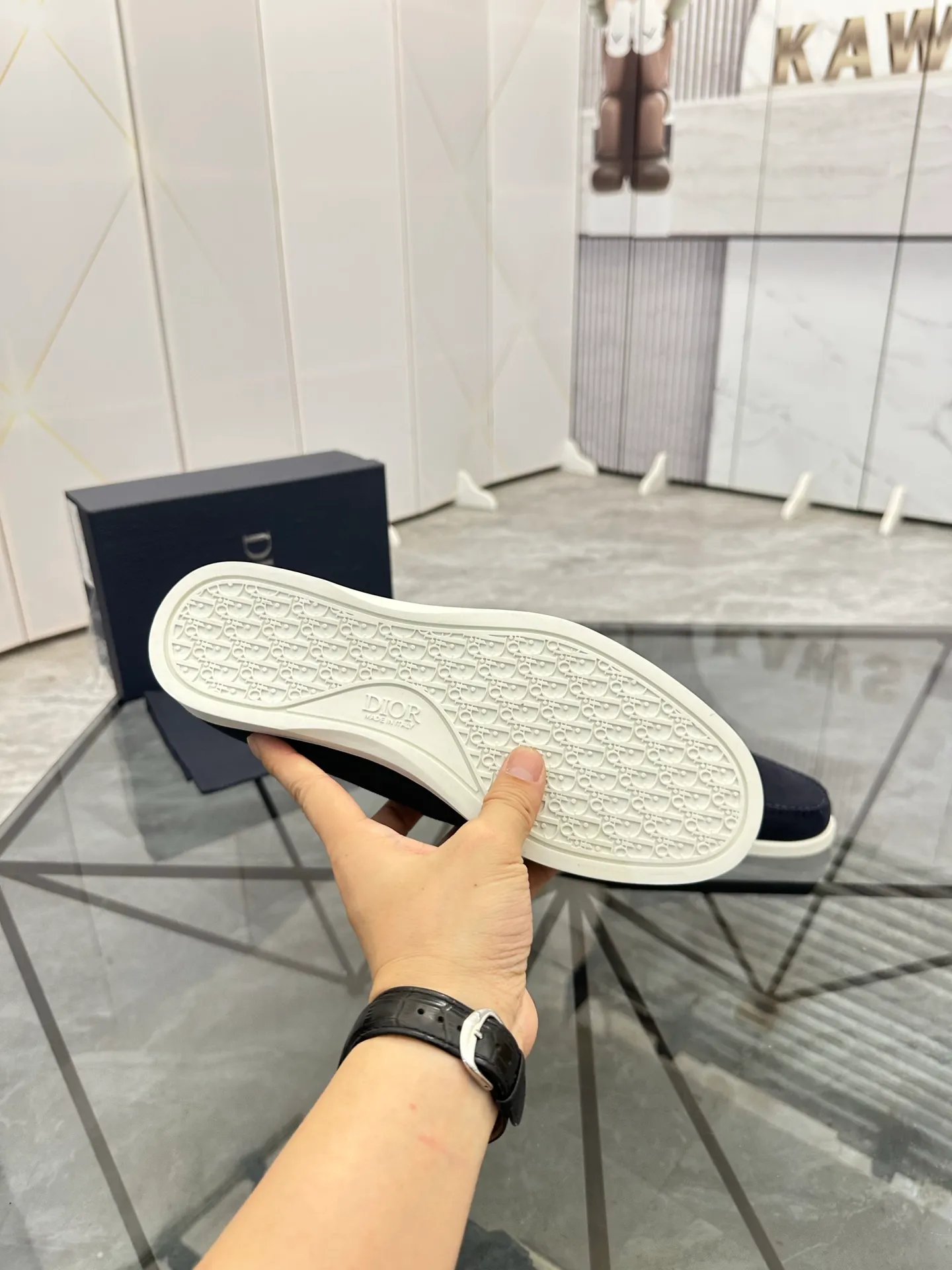 Selling men's shoes 💰: 💰P440¥ Product trademark: Dio* "Dior*" slip-on shoes Regular size: 39-44 (can be customized to 45.46) Product materials: imported nubuck leather upper, cowhide lining, original outsole. Number: 628